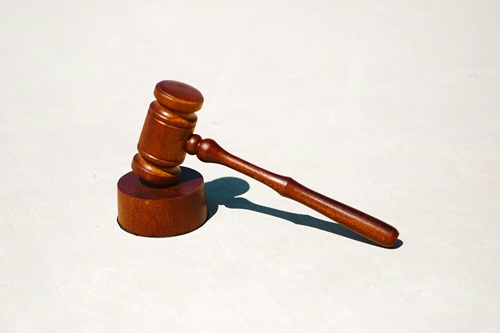 Foto Tingey Injury Law Firm su Unsplash