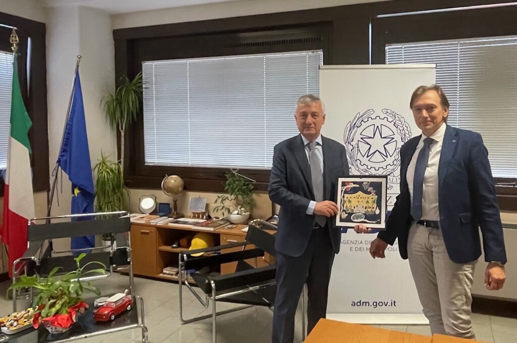 Adm, il Prefetto di Perugia Francesco Zito visita l’ufficio dogane
