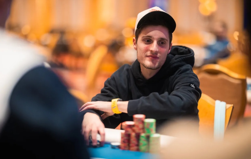Wpt Las Vegas: numeri pazzeschi nonostante le Wsop, Becker al comando dei 16 left