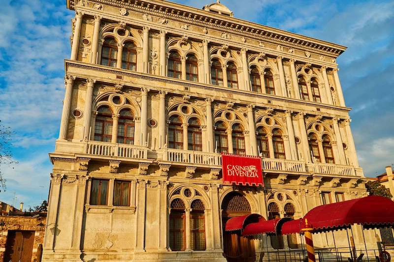 Il poker live riparte a Venezia: dal 12 al 19 ottobre ‘La Notte degli Assi’ da 1 milione garantito