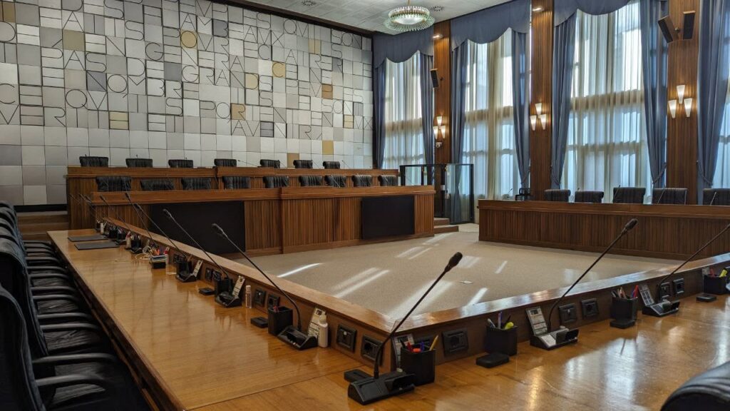 Casinò de la Vallée, Bellora incalza Testolin: ‘Chi è il funzionario nelle intercettazioni?’