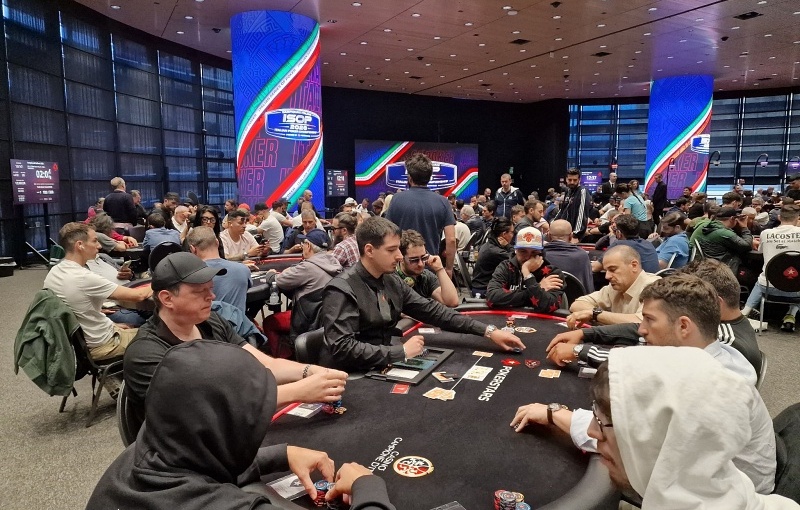 Campionati Italiani Isop 2026: al Main freezeout comanda Lachata, a TuVu il braccialetto Ladies