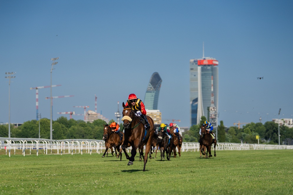 L’Ippodromo Snai San Siro si tinge di rosa per le 117^ Oaks d’Italia – Tattersalls