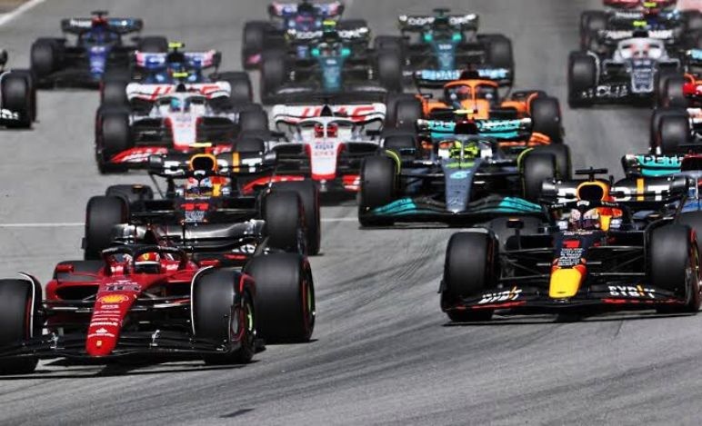 Formula 1: Antonelli favorito al mondiale, ma salgono le quote di Hamilton
