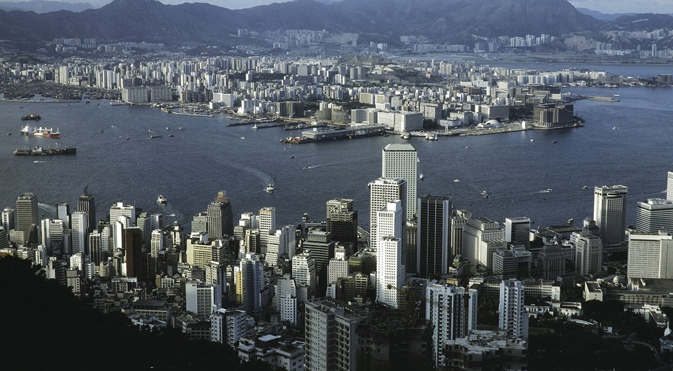 Hong Kong, allarme scommesse illegali: smantellata rete del valore di 40,8 milioni