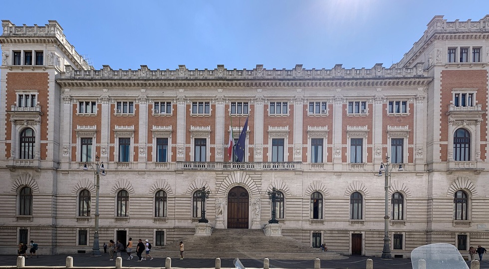 Camera, Avs presenta Pdl su riforma calcio: ‘Finanziare progetti sociali anche con proventi dai giochi’
